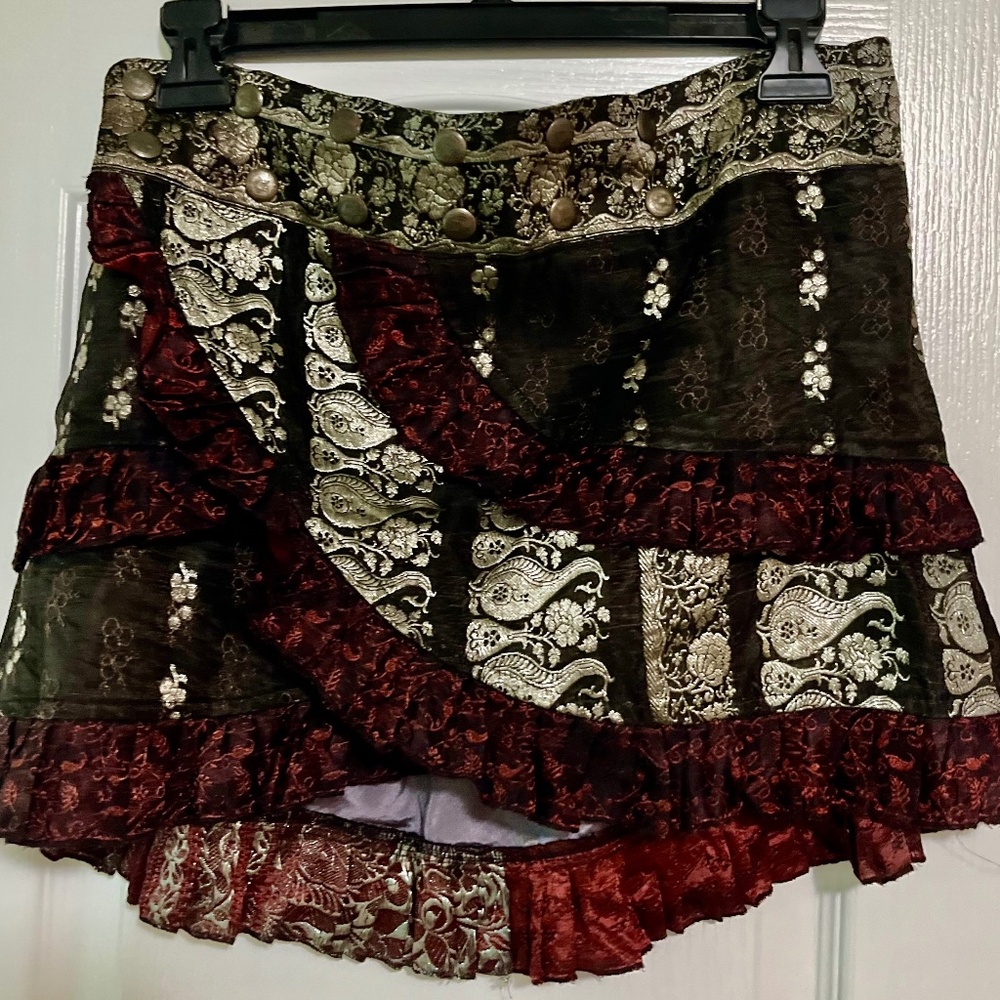 Barocco Tribal Short Ruffle Skirt/Saris. MAROON, BLACK & GOLD